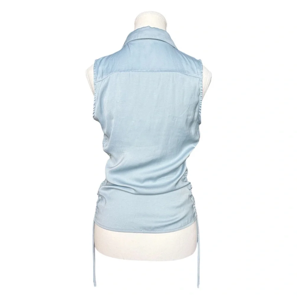 Fashion Nova Light Blue Sleeveless Button-Up Top - Picture 5 of 12